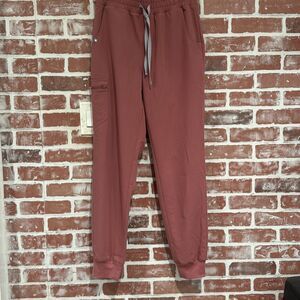 NWT FIGs Zamora High Waisted Jogger Scrub Pant Size M Tall Mauve